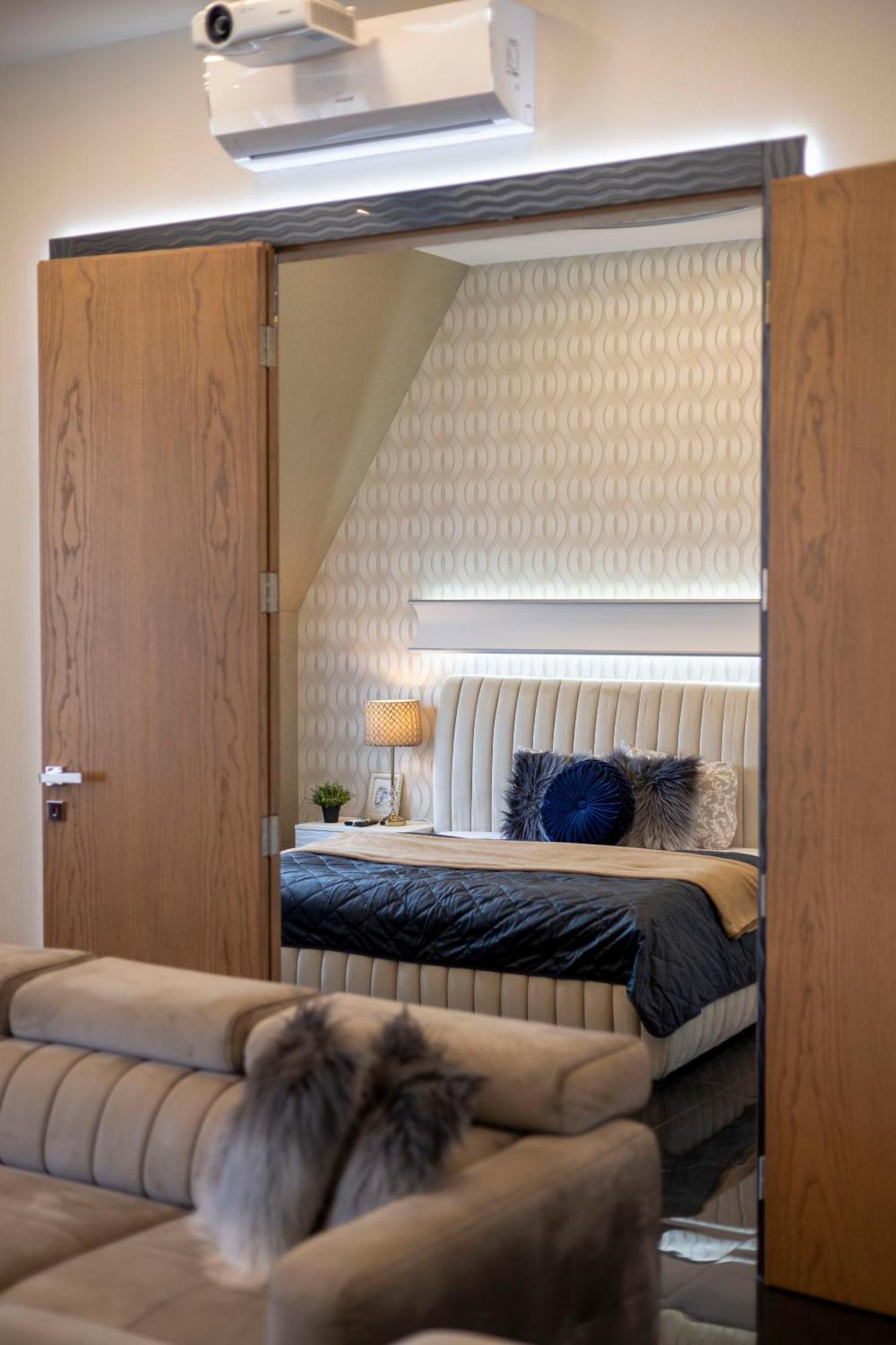 Luxury Royal Central Apartment By Prestige Homes Budapest Bagian luar foto