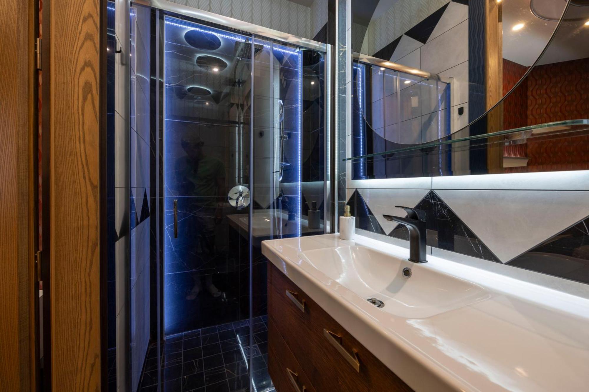 Luxury Royal Central Apartment By Prestige Homes Budapest Bagian luar foto