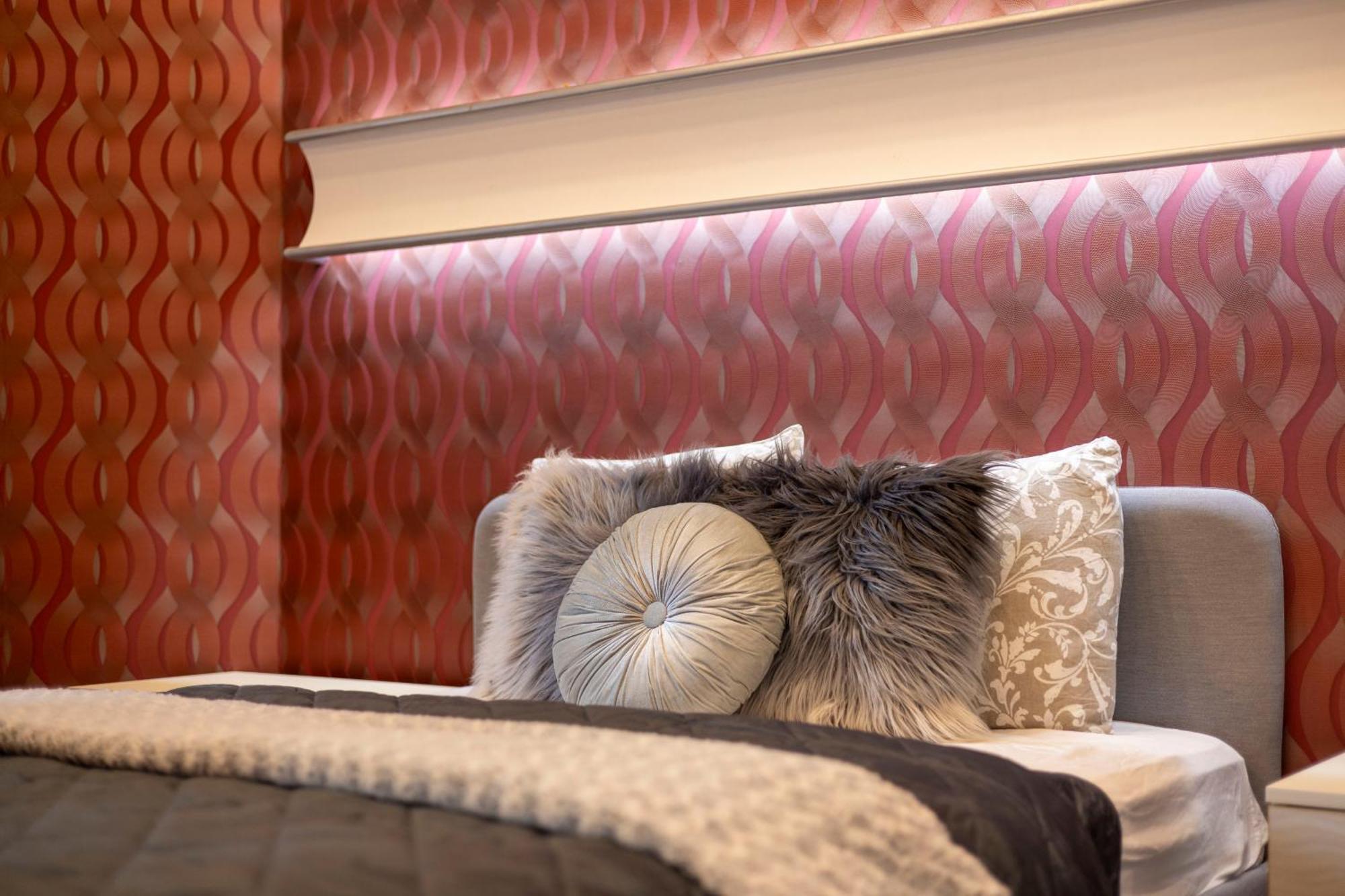 Luxury Royal Central Apartment By Prestige Homes Budapest Bagian luar foto